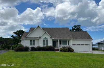 /international/us/136-hunting-bay-drive-cape-carteret-nc-110101245355/