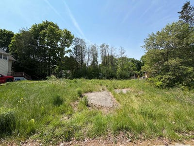 /international/us/10-hersey-avenue-bangor-me-110108469928/
