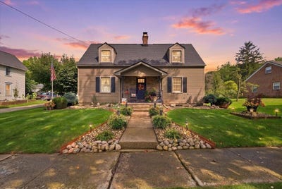 /international/us/623-e-main-street-loudonville-oh-110110239344/