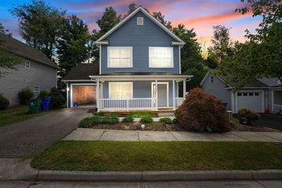 /international/us/1704-aden-lane-blacksburg-va-110100693146/