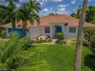 /international/us/3054-44th-street-sw-naples-fl-110108124422/