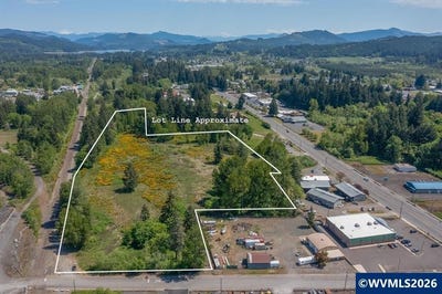 /international/us/next-to-2414-main-st-sweet-home-or-110120757743/