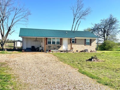 /international/us/2258-highway-304-pocahontas-ar-110098595312/