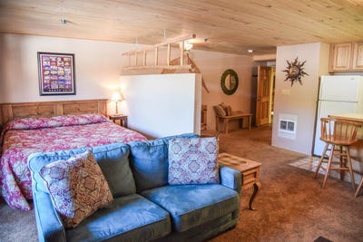 /international/us/201-main-unit-120-w-red-river-nm-110100474867/