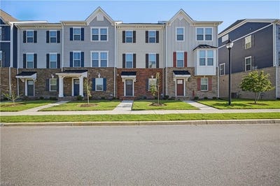 /international/us/1209-worden-way-suffolk-va-110110349712/
