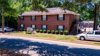/international/us/2521-pearl-street-nacogdoches-tx-110109626346/