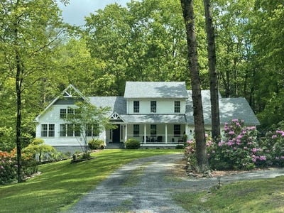 /international/us/2965-old-asbury-rd-lewisburg-wv-110108578030/