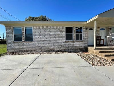 /international/us/4504-4506-eastview-court-granbury-tx-110101437105/