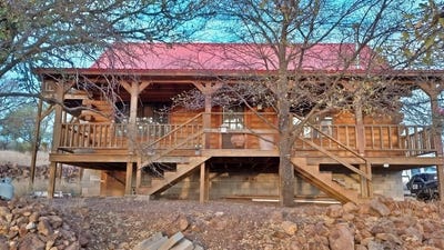 /international/us/104-clear-view-drive-fort-davis-tx-110104453846/