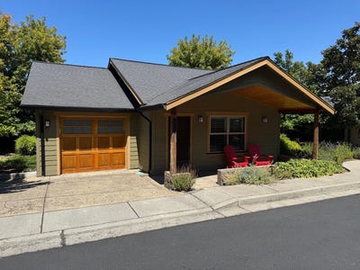/international/us/458-beach-street-ashland-or-110101359925/?lang=zh-tw