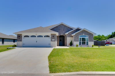 /international/us/320-sidney-lane-webb-city-mo-110107820244/