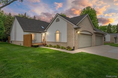 /international/us/44500-meadowcreek-lane-canton-twp-mi-110108068868/