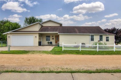 /international/us/427-alleghany-avenue-wabasha-mn-110100524263/
