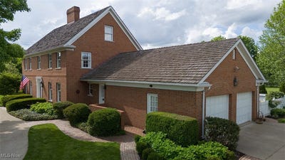 /international/us/195-w-5th-street-zoar-oh-110100036845/