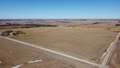 /international/us/2290-old-mill-road-seward-ne-110103777371/