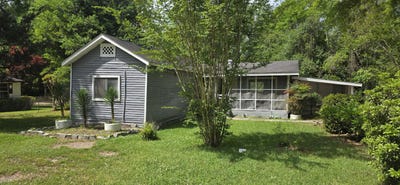 /international/us/1433-hendricks-st-columbia-ms-110107310853/