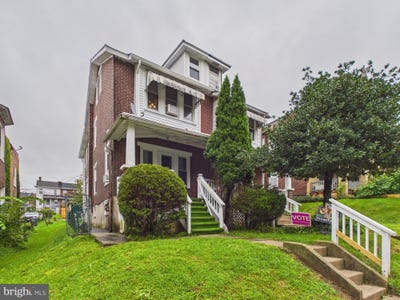 /international/us/129-s-3rd-avenue-coatesville-pa-110119795282/