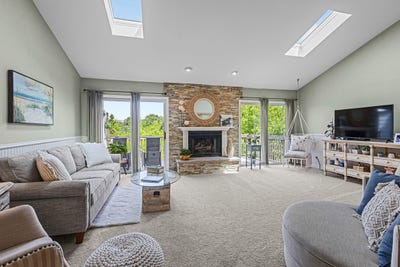 /international/us/355-havenwood-dr-lake-geneva-wi-110108257026/