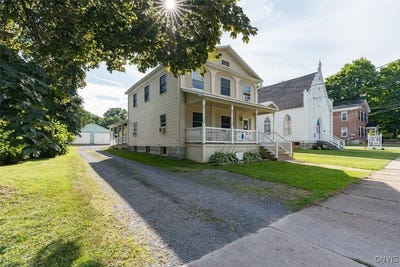 /international/us/7671-n-state-street-lowville-ny-110100594568/?lang=pt