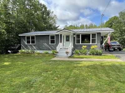 /international/us/57-jimtown-road-gorham-nh-110106983211/