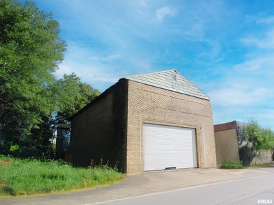/international/us/20-n-bridge-street-jonesboro-il-110107072054/