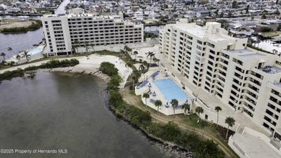 /international/us/6009-sea-ranch-drive-unit-414e-hudson-fl-110098993666/