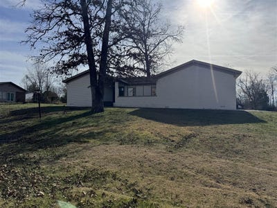 /international/us/220-industrial-drive-lewisburg-ky-110104480249/