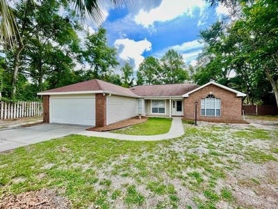 /international/us/8-butterfly-court-crawfordville-fl-110099800563/