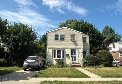 /international/us/83-norfolk-drive-w-elmont-ny-110109509906/