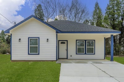 /international/us/14955-paladin-road-log-cabin-tx-110104557604/