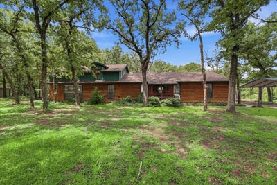 /international/us/237-brenda-lane-gainesville-tx-110108909761/