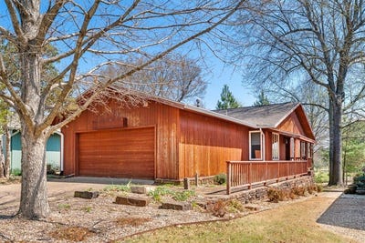 /international/us/3444-n-greenbriar-drive-fayetteville-ar-110107050986/