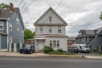 /international/us/224-chilton-st-elizabeth-city-nj-110099397560/