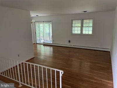 /international/us/2325-princess-anne-lane-woodbridge-va-110100873423/
