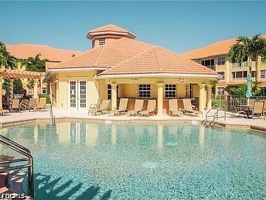 /international/us/1141-van-loon-commons-circle-cape-coral-fl-110106718833/