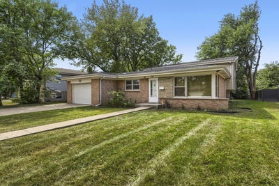 /international/us/918-s-owen-street-mount-prospect-il-110110333846/