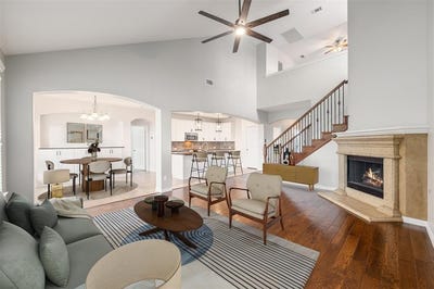 /international/us/459-bristol-street-roanoke-tx-110099860369/
