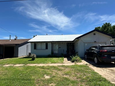 /international/us/424-e-2nd-street-shamrock-tx-110100071714/