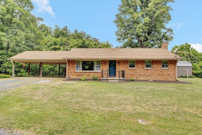 /international/us/6715-mckinney-hollow-rd-eagle-rock-va-110108682357/