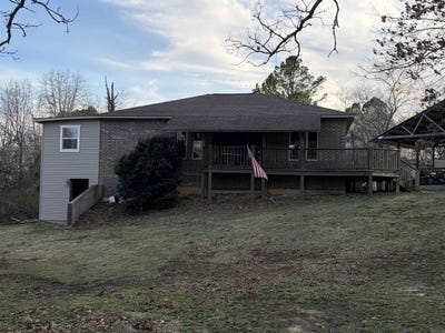 /international/us/314-n-cedar-st-salem-ar-110106602200/