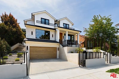 /international/us/2565-patricia-ave-los-angeles-ca-110104542607/