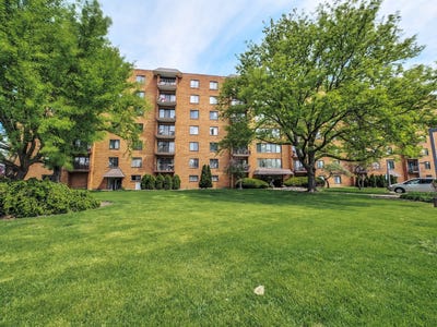 /international/us/1747-w-crystal-lane-mount-prospect-il-110107964460/