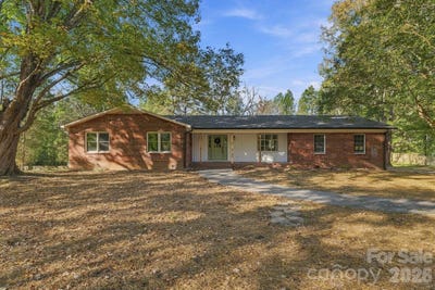 /international/us/1290-airport-road-salisbury-nc-110120758897/