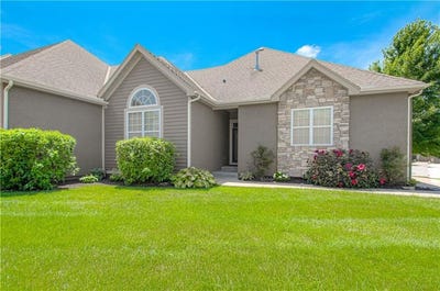 /international/us/16899-s-bradley-drive-olathe-ks-110101116322/