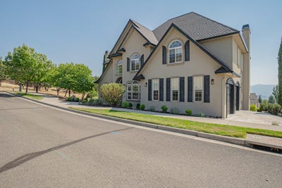 /international/us/4300-evening-ridge-terrace-medford-or-110101074475/?lang=zh-cn