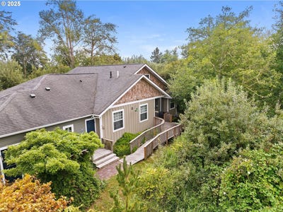 /international/us/676-nw-9th-st-warrenton-or-110102423548/