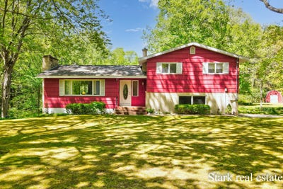 /international/us/2816-e-mount-garfield-road-muskegon-mi-110108202956/