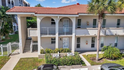 /international/us/250-ne-20th-street-boca-raton-fl-110106456667/