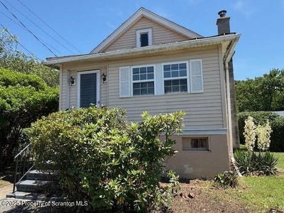 /international/us/456-river-street-dickson-city-pa-110101244657/