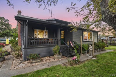 /international/us/7878-gravenstein-highway-cotati-ca-110120026978/